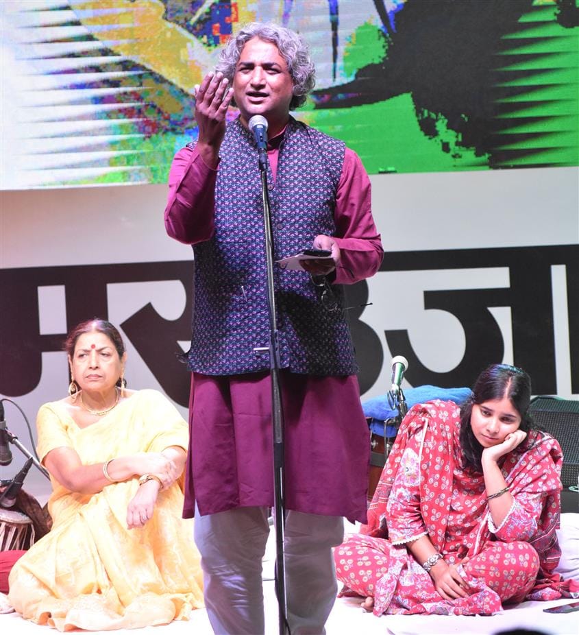 सुनील कैथवास....सीसीएसयू के सुभाष चंद्र बोस प्रेक्षागृह में अमर उजाला मां तुझे प्रणाम जश्न ए आज सुनील कैथवास....सीसीएसयू के सुभाष चंद्र बोस प्रेक्षागृह में अमर उजाला मां तुझे प्रणाम जश्न ए आज