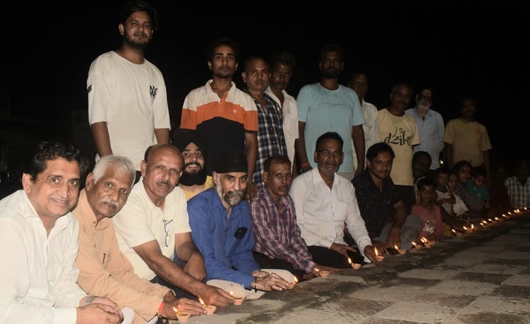 आज दिनांक 14 अगस्त 2025 का साय 7:00 बजे दैनिकअमर उजाला के सफल प्रोग्राम मां तुझे प्रणाम के अंत आज दिनांक 14 अगस्त 2025 का साय 7:00 बजे दैनिकअमर उजाला के सफल प्रोग्राम मां तुझे प्रणाम के अंत