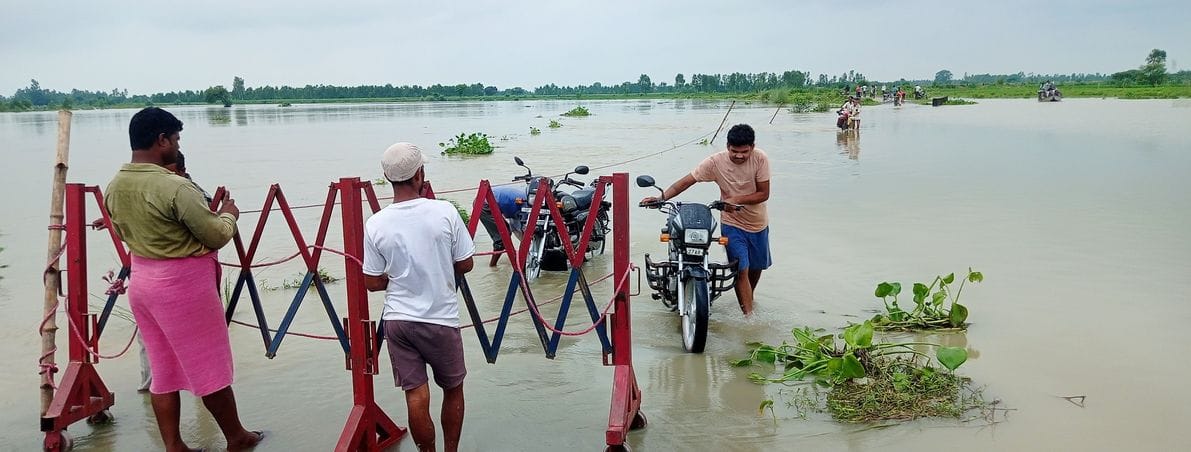 अल्हागंज के भरतौली गांव तक पहुंचा रामगंगा नदी का पानी। संवाद अल्हागंज के भरतौली गांव तक पहुंचा रामगंगा नदी का पानी। संवाद