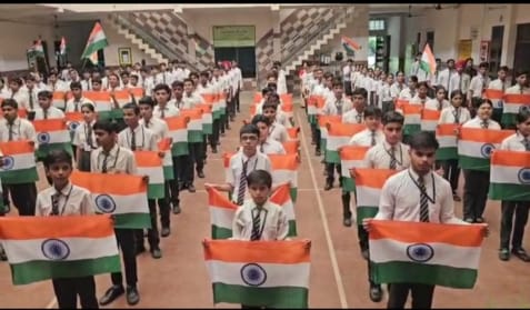 खतौली में केके जैन पीजी कॉलेज से निकाली गई रैली में शामिल विद्यार्थी। स्त्रोत कॉलेज खतौली में केके जैन पीजी कॉलेज से निकाली गई रैली में शामिल विद्यार्थी। स्त्रोत कॉलेज