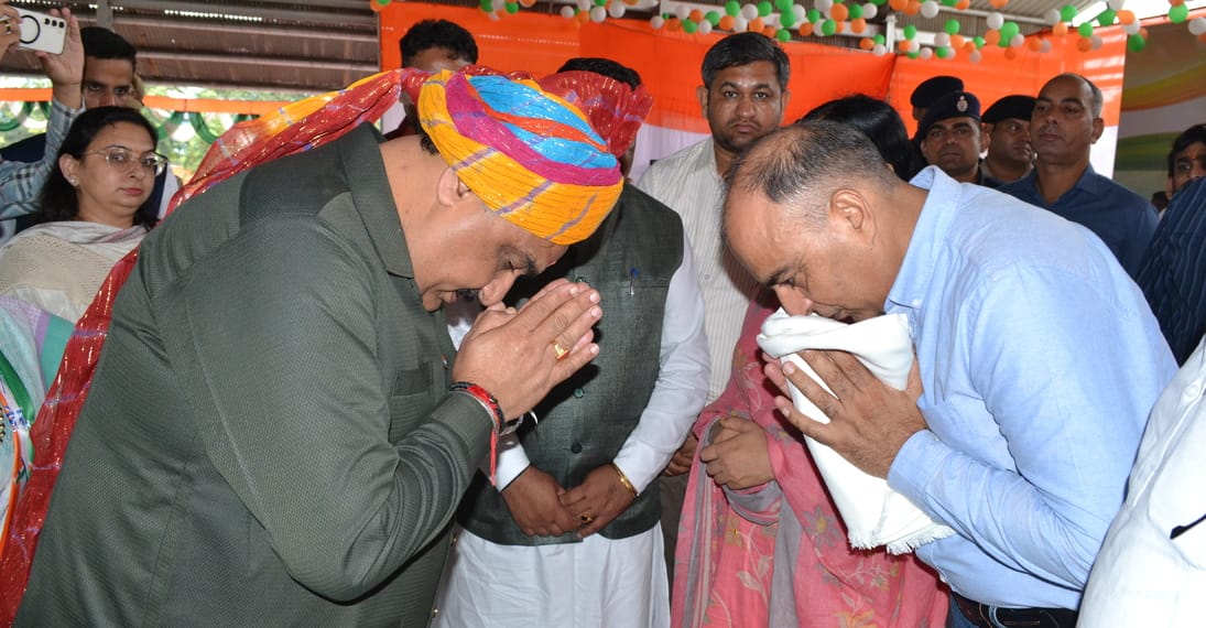 10.. .. ... नई अनाज मंडी में स्वतंत्रता दिवस पर आयोजित कार्यक्रम में अपनी प्रस्तुति देते दून इं 10.. .. ... नई अनाज मंडी में स्वतंत्रता दिवस पर आयोजित कार्यक्रम में अपनी प्रस्तुति देते दून इं