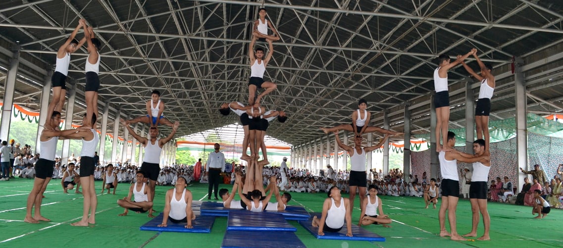10.. .. ... नई अनाज मंडी में स्वतंत्रता दिवस पर आयोजित कार्यक्रम में अपनी प्रस्तुति देते दून इं 10.. .. ... नई अनाज मंडी में स्वतंत्रता दिवस पर आयोजित कार्यक्रम में अपनी प्रस्तुति देते दून इं