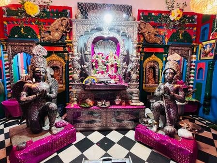 बिल्सी में कान्हा के रुप में सजा शिवाय। स्रोत: परिवार