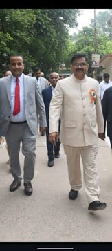 फोटो26-कलक्ट्रेट में ध्वजारोहण करते जल शक्ति राज्य मंत्री रामकेश निषाद, साथ में डीएम जे रीभा।-स फोटो26-कलक्ट्रेट में ध्वजारोहण करते जल शक्ति राज्य मंत्री रामकेश निषाद, साथ में डीएम जे रीभा।-स