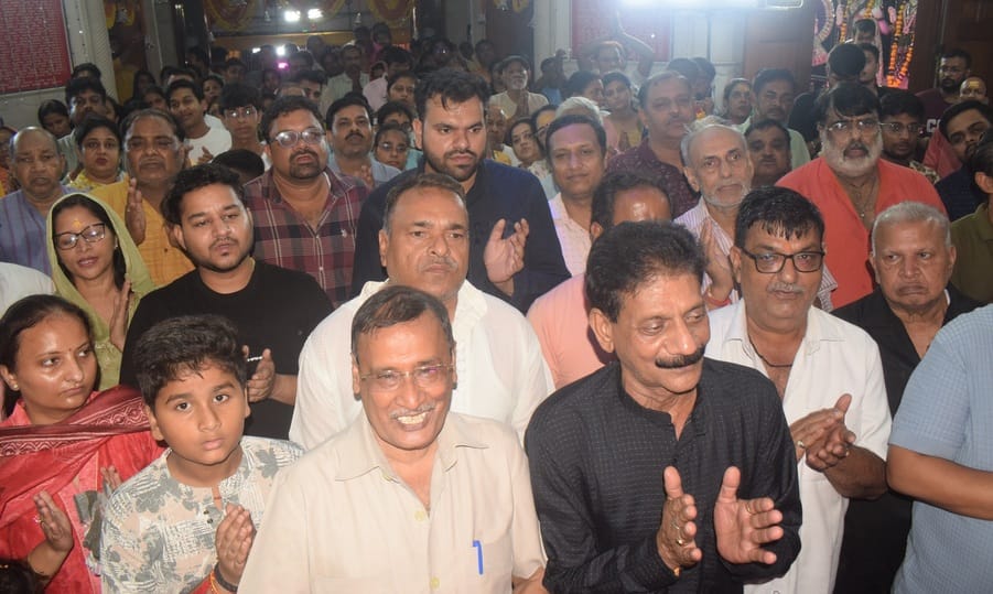 राधा गोविन्द मंडप में हुआ जन्माष्टमी के आयोजन में झूमते श्रद्धालु.......संवाद
