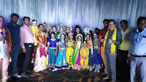 राधा गोविन्द मंडप में हुआ जन्माष्टमी के आयोजन में झूमते श्रद्धालु.......संवाद