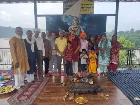 राधा कृष्ण शिव दुर्गा मंदिर परिसर डिडवीं में जन्माष्टमी मनाई। स्रोत : जागरूक पाठक