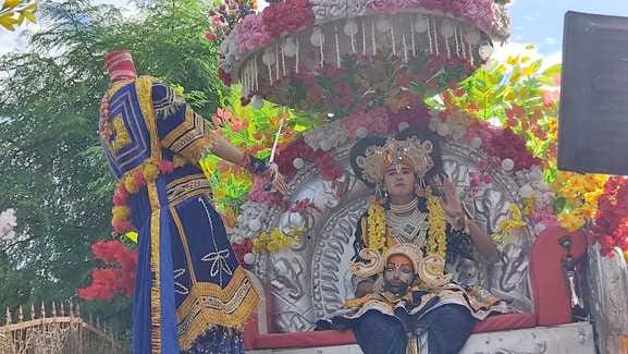 जगन्नाथ भगवान की झांकी। स्रोत : जागरूक पाठक जगन्नाथ भगवान की झांकी। स्रोत : जागरूक पाठक