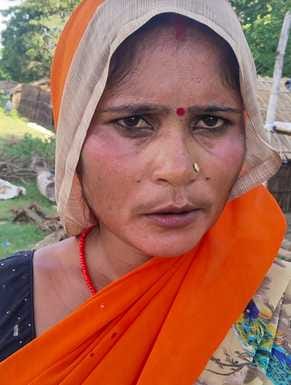 ग्रन्ट नं. 12 में कटान करती शारदा नदी।संवाद