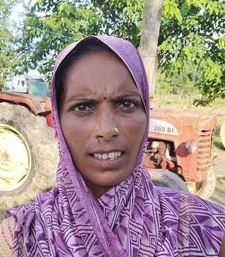 ग्रन्ट नं. 12 में कटान करती शारदा नदी।संवाद