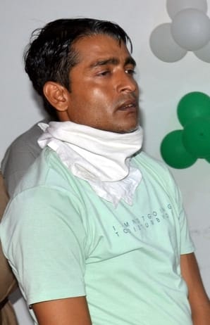 शामली कोतवाली में हरियाणा स्वास्थ्य विभाग की टीम के साथ आरोपी रगीब । संवाद शामली कोतवाली में हरियाणा स्वास्थ्य विभाग की टीम के साथ आरोपी रगीब । संवाद