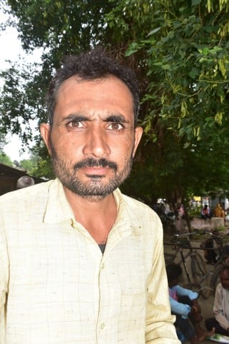फोटो 15- बांदा टांडा हाईवे पर मंडी समिति के सामने हाईवे पर जाम लगाए किसान।-संवाद फोटो 15- बांदा टांडा हाईवे पर मंडी समिति के सामने हाईवे पर जाम लगाए किसान।-संवाद