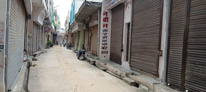 फोटो संख्या:54- महिला शिक्षिका मनीषा हत्याकांड के आरोपियों की गिरफ्तारी को लेकर सतनाली में वि