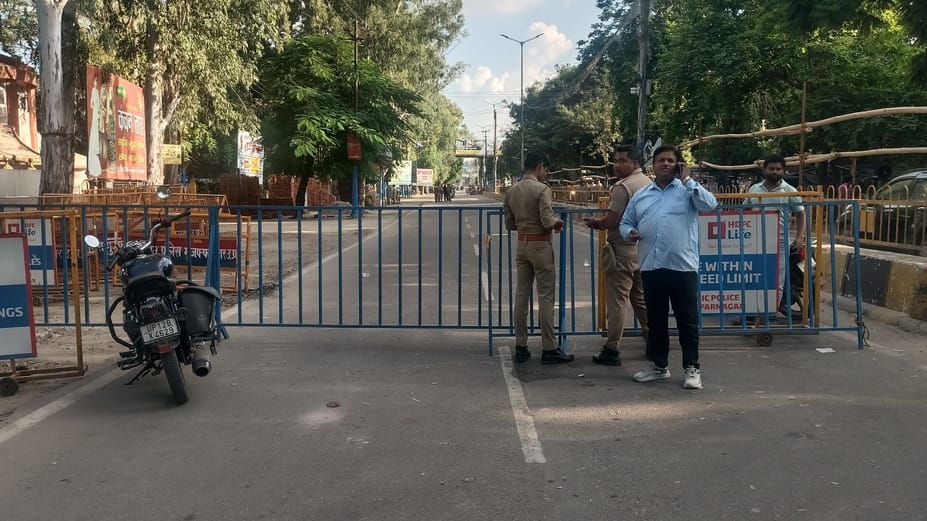 अग्निवीर भर्ती के लिए नगर में पहुंचे युवक फोटो संवाद अग्निवीर भर्ती के लिए नगर में पहुंचे युवक फोटो संवाद