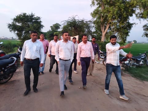 इस्माईलाबाद। गांव कैंथला के समीप से मारकंडा नदी का वीरवार को टूटा तटबंध, जिसे कुछ घंटे बाद ही द