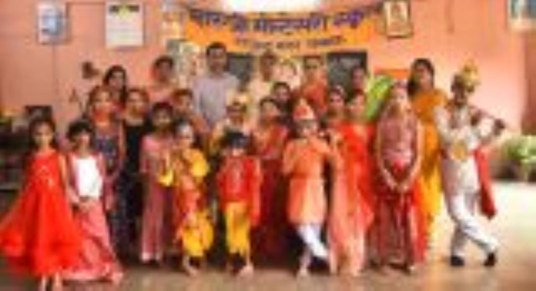कान्हा के छठी उत्सव पर भक्ति और उल्लास की छटा कान्हा के छठी उत्सव पर भक्ति और उल्लास की छटा