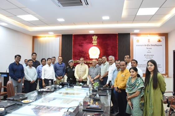 केंद्रीय विश्वविद्यालय में डेजर्ट क्लाइमेट चेंज रिसर्च सेंटर की होगी स्थापना केंद्रीय विश्वविद्यालय में डेजर्ट क्लाइमेट चेंज रिसर्च सेंटर की होगी स्थापना