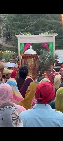 मचैल दरबार पहुंची पवित्र छड़ी