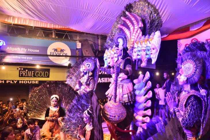 मित्तल परिवार की ओर से न्यू गणेशगंज में छठी उत्सव धूमधाम से मनाया गया।
