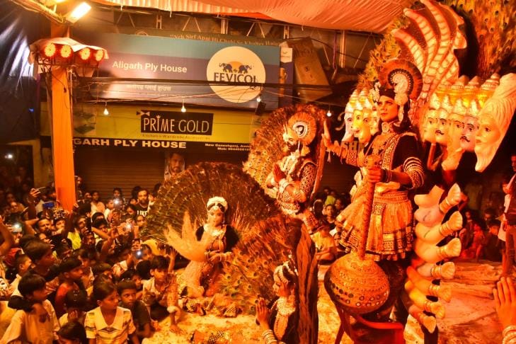 मित्तल परिवार की ओर से न्यू गणेशगंज में छठी उत्सव धूमधाम से मनाया गया।