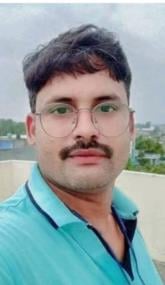 शिक्षक जितेंद्र यादव की हादसे में मृत्यु के बाद बेहाल पत्नी शशिकला यादव। शिक्षक जितेंद्र यादव की हादसे में मृत्यु के बाद बेहाल पत्नी शशिकला यादव।