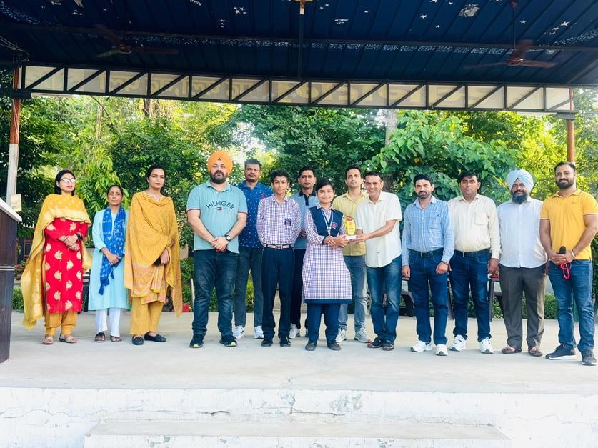 121.... कार्यक्रम में आल इंडिया कश्यप राजपूत वेलफेयर सोसायटी के राष्ट्रीय अध्यक्ष अनुप कश्यप का