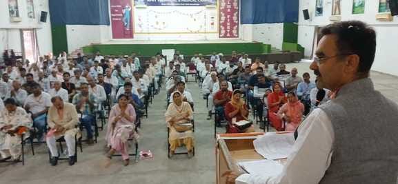 121.... कार्यक्रम में आल इंडिया कश्यप राजपूत वेलफेयर सोसायटी के राष्ट्रीय अध्यक्ष अनुप कश्यप का