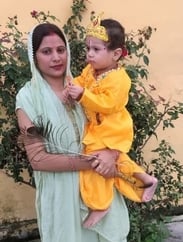 बिजनौर बैराज से गंगा में कूदने वाले फौजी राहुल, उसकी पत्नी और बेटे का फाइल फोटो। स्रोत परिजन