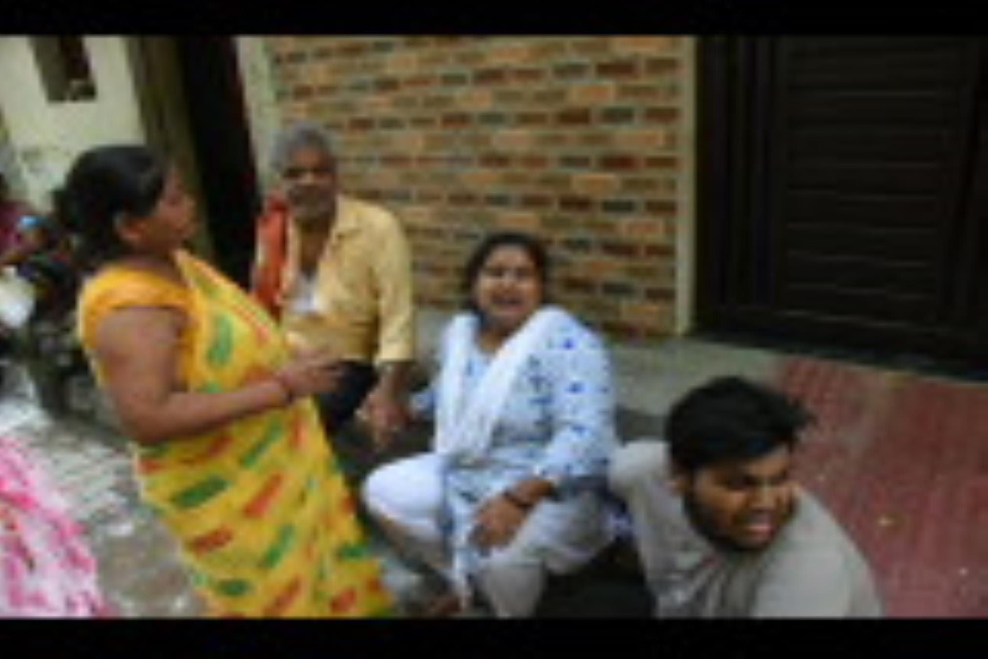 जानकीपुरम निवासी डायरिया से पीड़ित राजेश कौशल ने शनिवार को दम तोड़ दिया। इससे उनके परिवारीजन का जानकीपुरम निवासी डायरिया से पीड़ित राजेश कौशल ने शनिवार को दम तोड़ दिया। इससे उनके परिवारीजन का