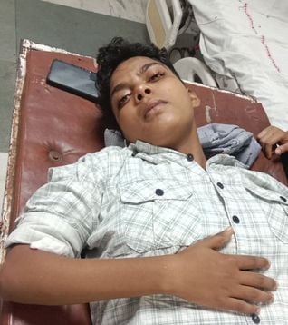रोहतक स्थित महावीर पार्क के पास हुए सड़क हादसे के बाद जांच करती पुलिस की टीम। संवाद