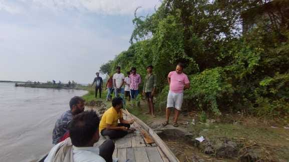 अनूपशहर में बढ़ा गंगा का जलस्तर। संवाद अनूपशहर में बढ़ा गंगा का जलस्तर। संवाद
