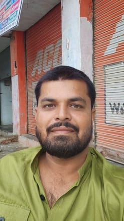 फोटो- 15 बंद सहकारी केंद्र।संवाद