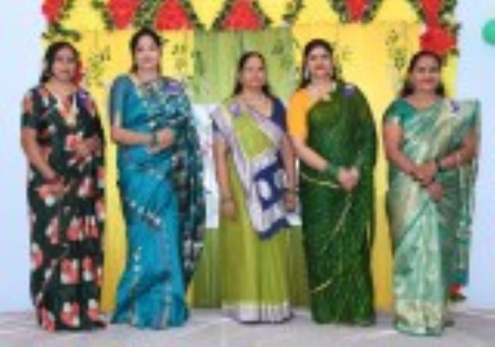 इंदिरानगर के मानस नगरी सि्थत सामुदायिक भवन में मां वेलफेयर सोसाइटी की ओर से तीज उत्सव का आयोजन इंदिरानगर के मानस नगरी सि्थत सामुदायिक भवन में मां वेलफेयर सोसाइटी की ओर से तीज उत्सव का आयोजन