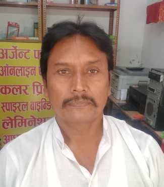 नैनी में कॉटन मिल चौराहे और सब्जी मंडी के बीच  सीवर लाइन जाम होने से गंदगी की समस्या बनी हुई है