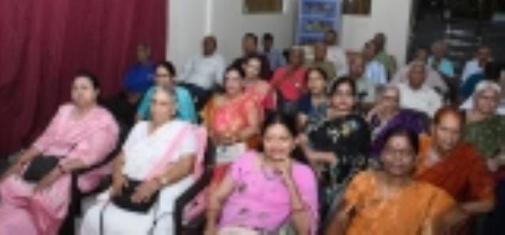 राजधानी की उर्दू अकादमी में रविवार को भारत विकास परिषद के इंदिरानगर शाखा की ओर से संस्कृति सप् राजधानी की उर्दू अकादमी में रविवार को भारत विकास परिषद के इंदिरानगर शाखा की ओर से संस्कृति सप्