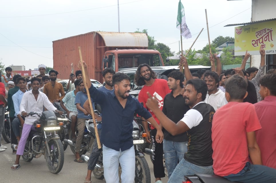 शामली में माजरा रोड पर रालोद कार्यालय में  कार्यकर्ता सम्मेलन में  रालोद अल्पसंख्यक प्रकोष्ठ के