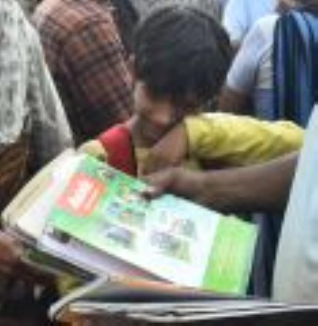 रिफा-ए-क्लब में एलडीए ने कब्जे साफ कराए। कार्रवाई का लोगों ने विरोध भी किया। इस दौरान गृहस्थी उ