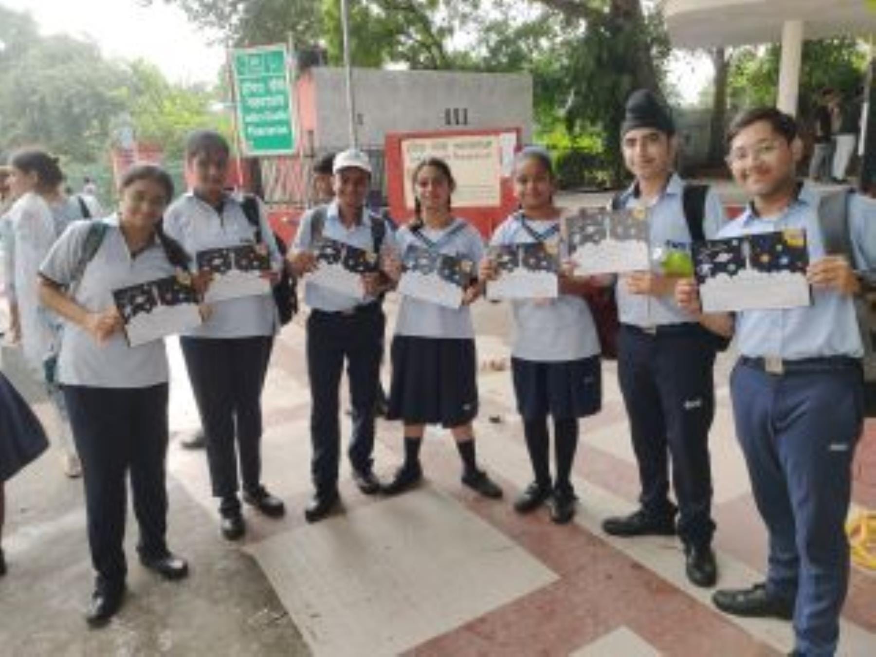 शुभांशु शुक्ला ने सीएमएस और अटल आवासीय विद्यालय, मोहनलालगंज के लगभग 200 छात्र-छात्राओं से सफलता शुभांशु शुक्ला ने सीएमएस और अटल आवासीय विद्यालय, मोहनलालगंज के लगभग 200 छात्र-छात्राओं से सफलता