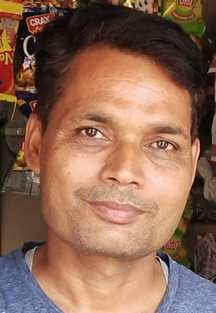 शहर की बीच सड़कों पर घूम रहे छुट्टा पशु। संवाद शहर की बीच सड़कों पर घूम रहे छुट्टा पशु। संवाद