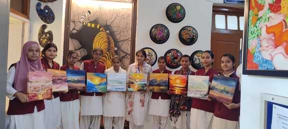 आरजीपीजी कॉलेज में एक्सपेरिमेंटल लैंडस्केप वर्कशॉप की प्रदर्शनी का आयोजन किया गया।