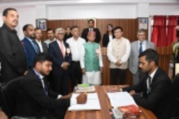 भाषा विश्वविद्यालय मूट कोर्ट हॉल का उद्घाटन हिमाचल प्रदेश के राज्यपाल शिव प्रताप शुक्ल ने किया। भाषा विश्वविद्यालय मूट कोर्ट हॉल का उद्घाटन हिमाचल प्रदेश के राज्यपाल शिव प्रताप शुक्ल ने किया।