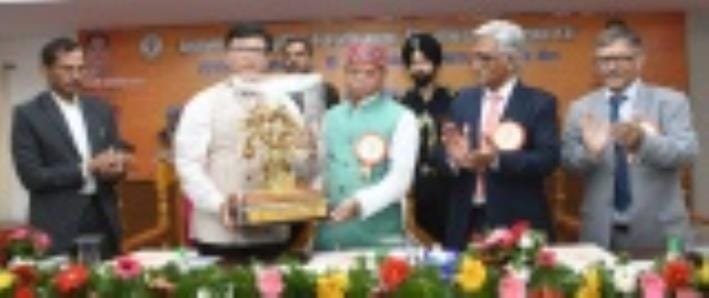 भाषा विश्वविद्यालय मूट कोर्ट हॉल का उद्घाटन हिमाचल प्रदेश के राज्यपाल शिव प्रताप शुक्ल ने किया। भाषा विश्वविद्यालय मूट कोर्ट हॉल का उद्घाटन हिमाचल प्रदेश के राज्यपाल शिव प्रताप शुक्ल ने किया।
