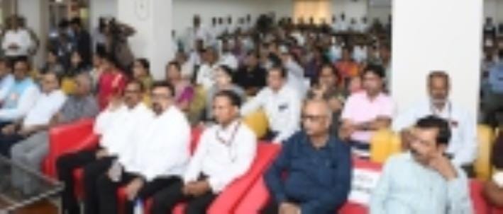 भाषा विश्वविद्यालय मूट कोर्ट हॉल का उद्घाटन हिमाचल प्रदेश के राज्यपाल शिव प्रताप शुक्ल ने किया। भाषा विश्वविद्यालय मूट कोर्ट हॉल का उद्घाटन हिमाचल प्रदेश के राज्यपाल शिव प्रताप शुक्ल ने किया।
