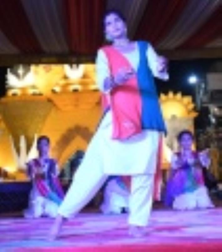 राजधानी में गणेश उत्सव का उल्लास बुधवार से छा गया। विभिन्न पंडालों में मनौती के राजा विराजे। 