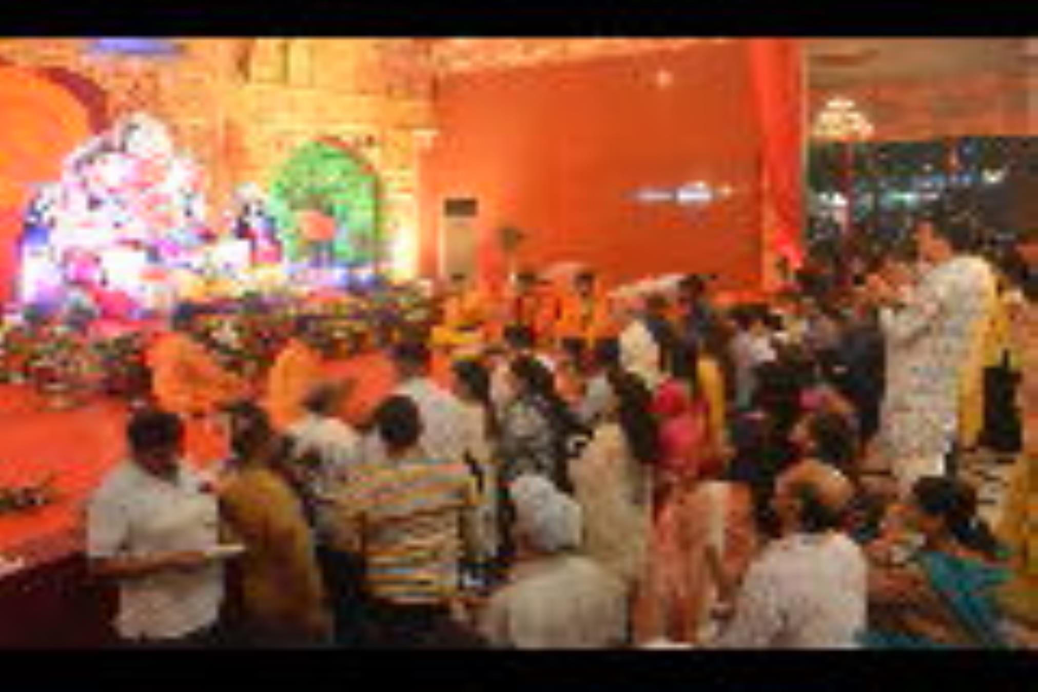 राजधानी में गणेश उत्सव का उल्लास बुधवार से छा गया। विभिन्न पंडालों में मनौती के राजा विराजे। राजधानी में गणेश उत्सव का उल्लास बुधवार से छा गया। विभिन्न पंडालों में मनौती के राजा विराजे।