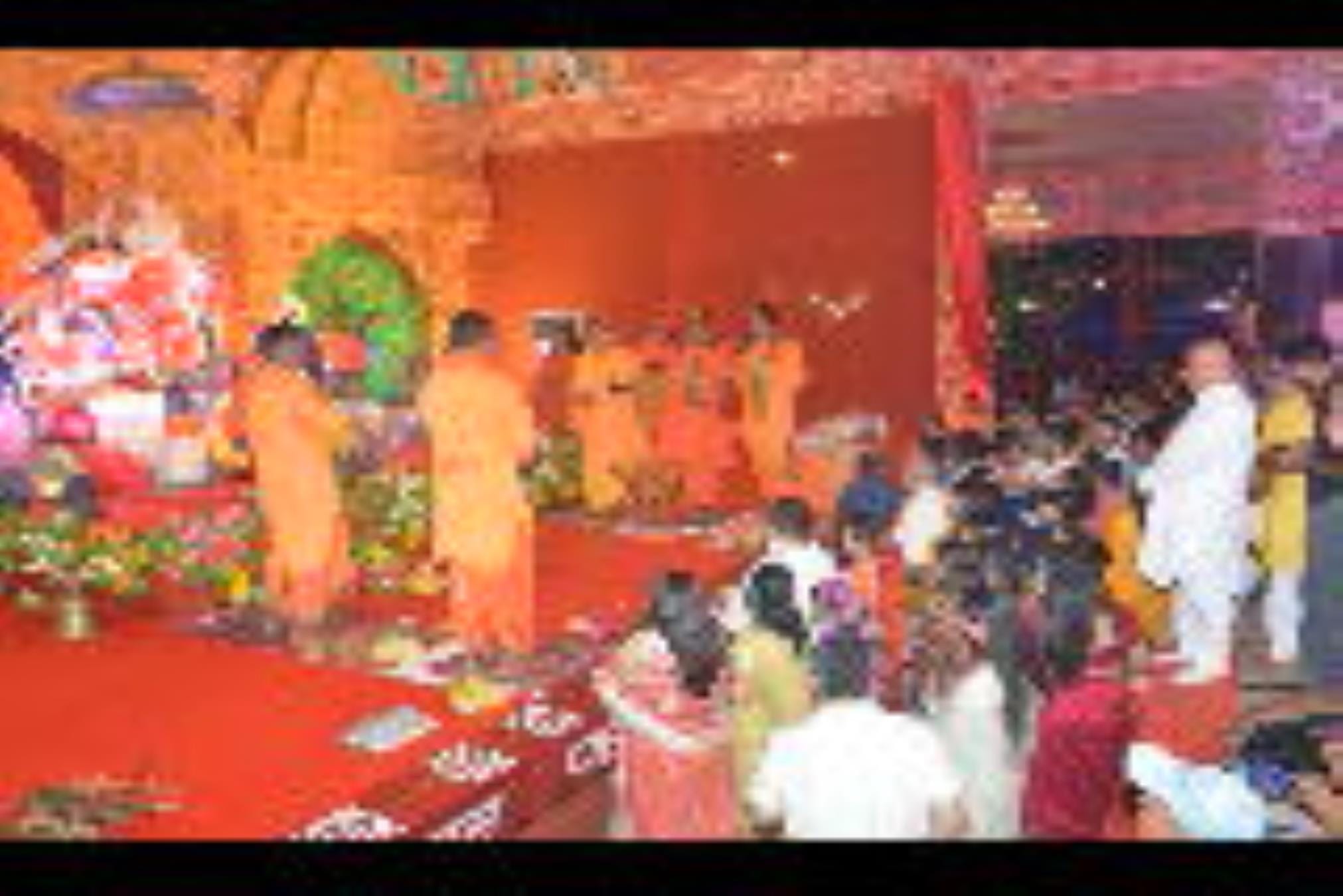 राजधानी में गणेश उत्सव का उल्लास बुधवार से छा गया। विभिन्न पंडालों में मनौती के राजा विराजे। 
