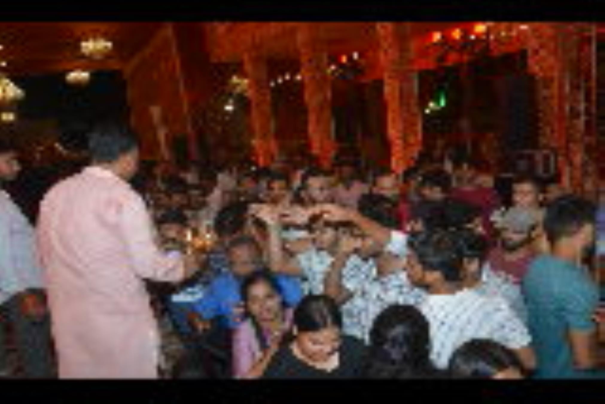 राजधानी में गणेश उत्सव का उल्लास बुधवार से छा गया। विभिन्न पंडालों में मनौती के राजा विराजे। 