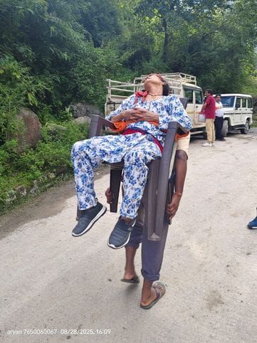 गानवीं खडड में  में नहीं हो रहा पानी कम