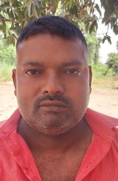कादरचौक क्षेत्र फस्सू नगला के पास तालाब में तब्दील सड़क। संवाद कादरचौक क्षेत्र फस्सू नगला के पास तालाब में तब्दील सड़क। संवाद