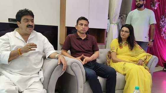 मोदीपुरम- शीलकुंज कॉलोनी में आयोजित पत्रकार वार्ता में जानकारी देते विधान परिषद सदस्य अक्षय प्र मोदीपुरम- शीलकुंज कॉलोनी में आयोजित पत्रकार वार्ता में जानकारी देते विधान परिषद सदस्य अक्षय प्र